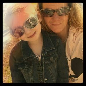 Meet your Posher, Kelly